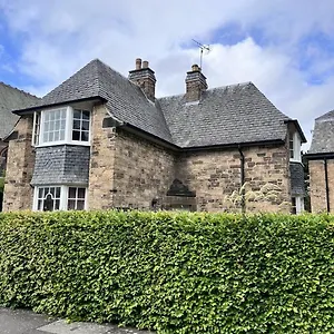 Private Bedroom In Detached In Newington Homestay Edinburgh